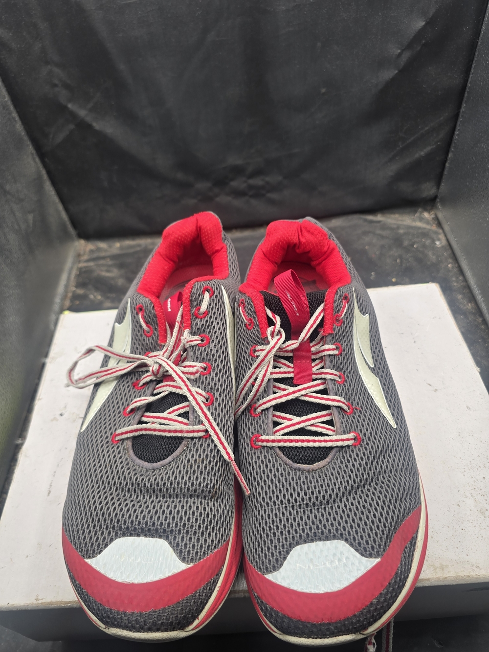 Altra Men's Athletic Sneakers - Gray and Red